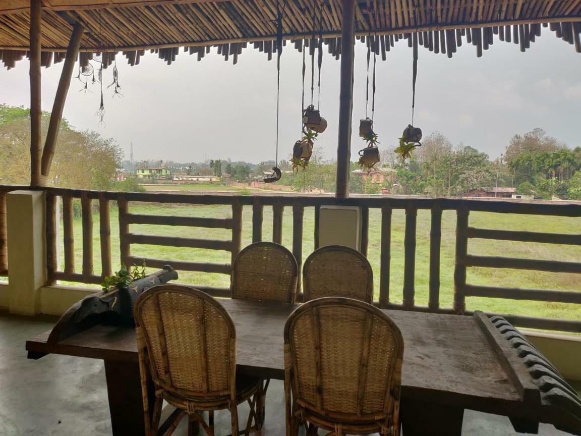 Longchen Homestay Dimāpur Zewnętrze zdjęcie